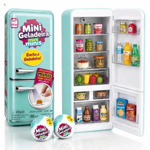 Mini Geladeira aberta com miniaturas e 2 bolas surpresa